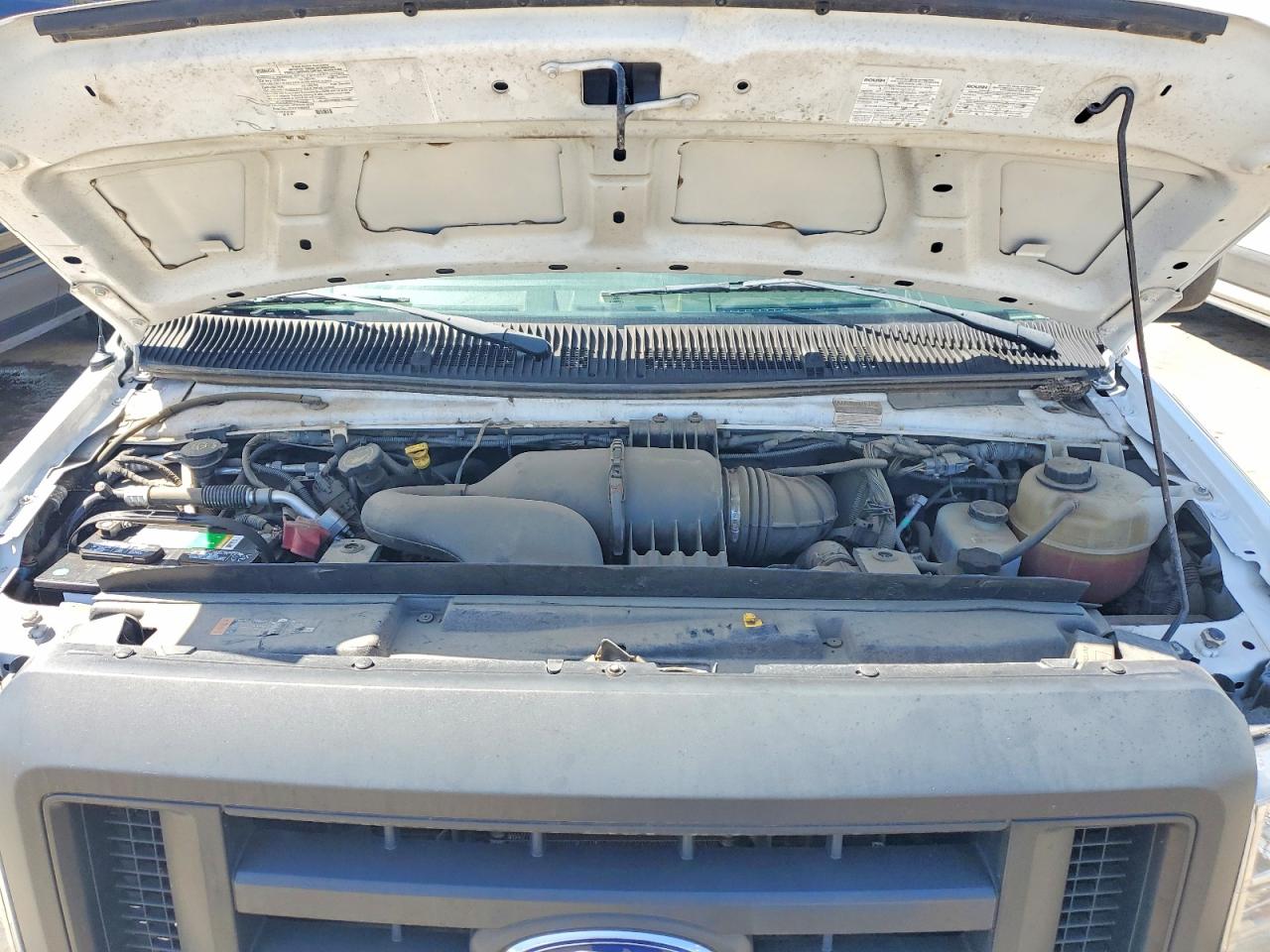 2017 Ford Econoline VIN 1FDXE4FS8HDC69072 photo 11