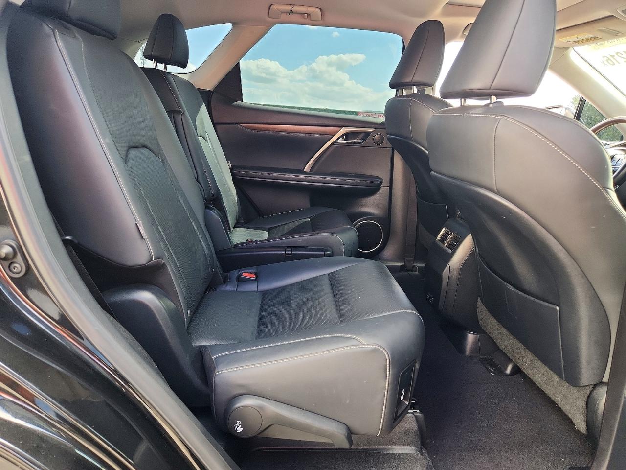 2021 Lexus Rx350 VIN JTJHZKEA0M2022951 photo 11