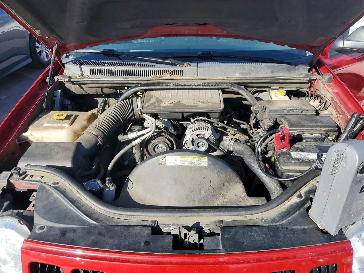2010 Jeep Cherokee VIN 1J4PR4GK9AC121056 photo 11