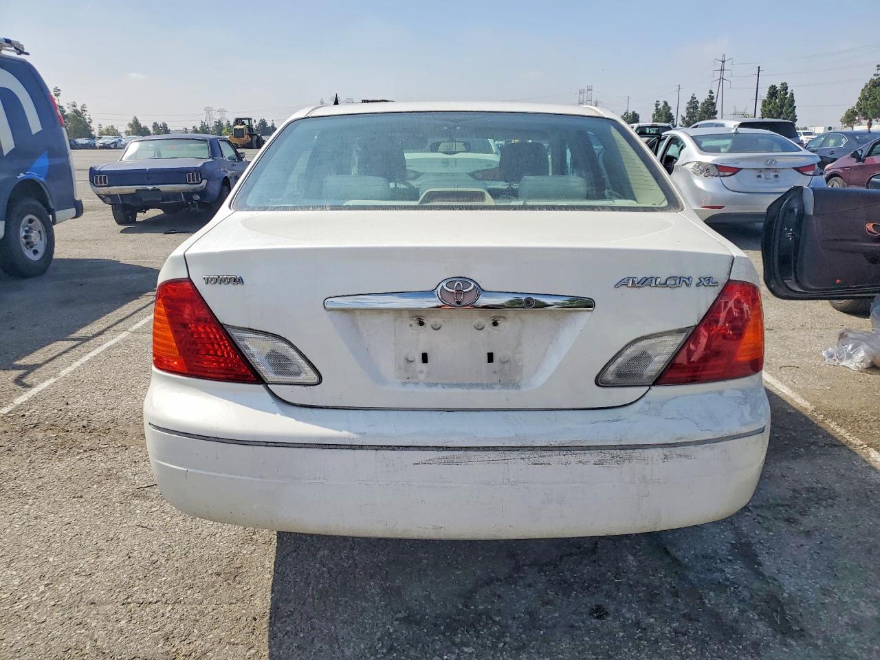 2002 Toyota Avalon VIN 4T1BF28B82U245502 photo 6
