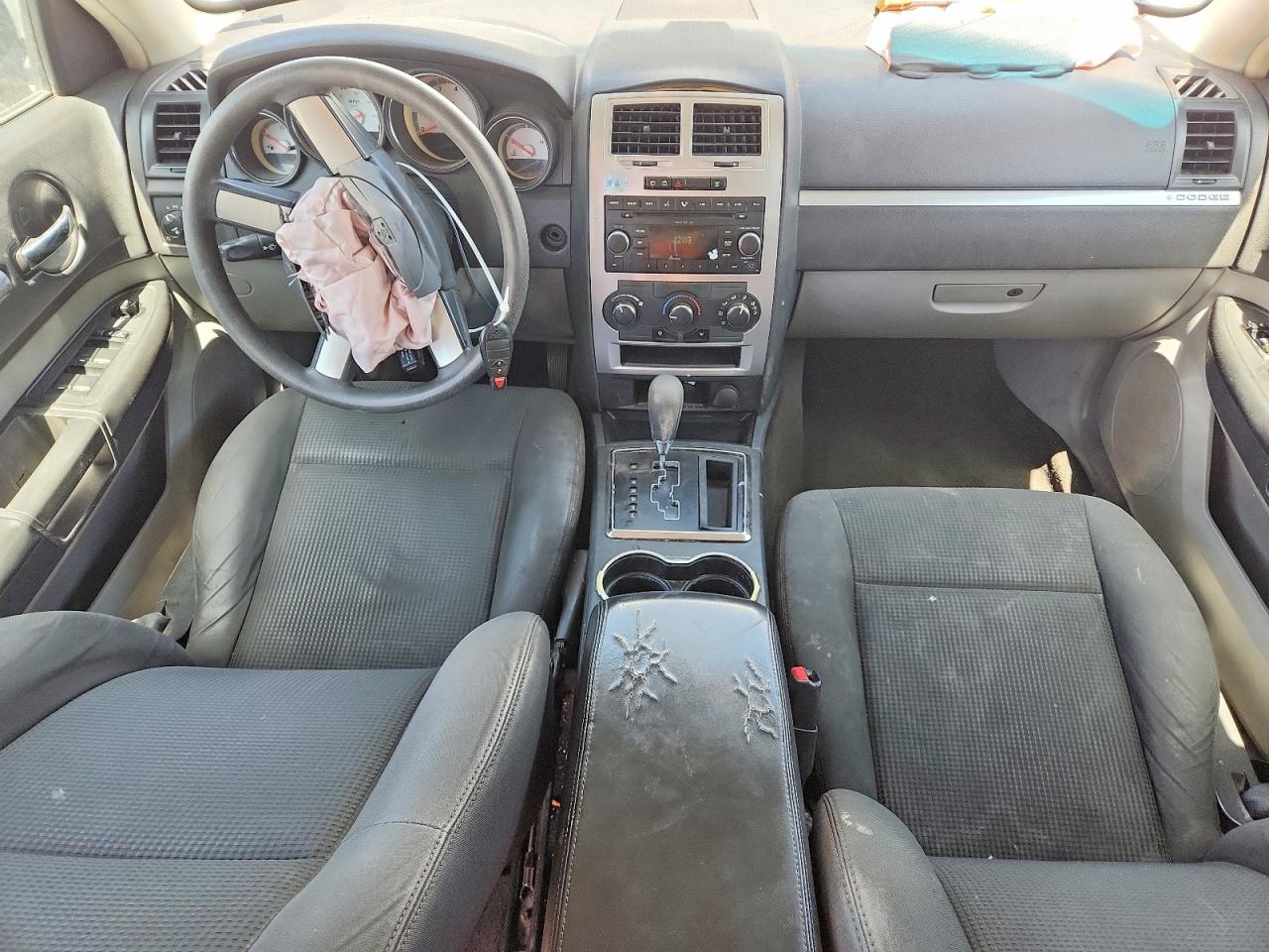 2008 DODGE Magnum VIN 2D4FV37VX8H242531 photo 8