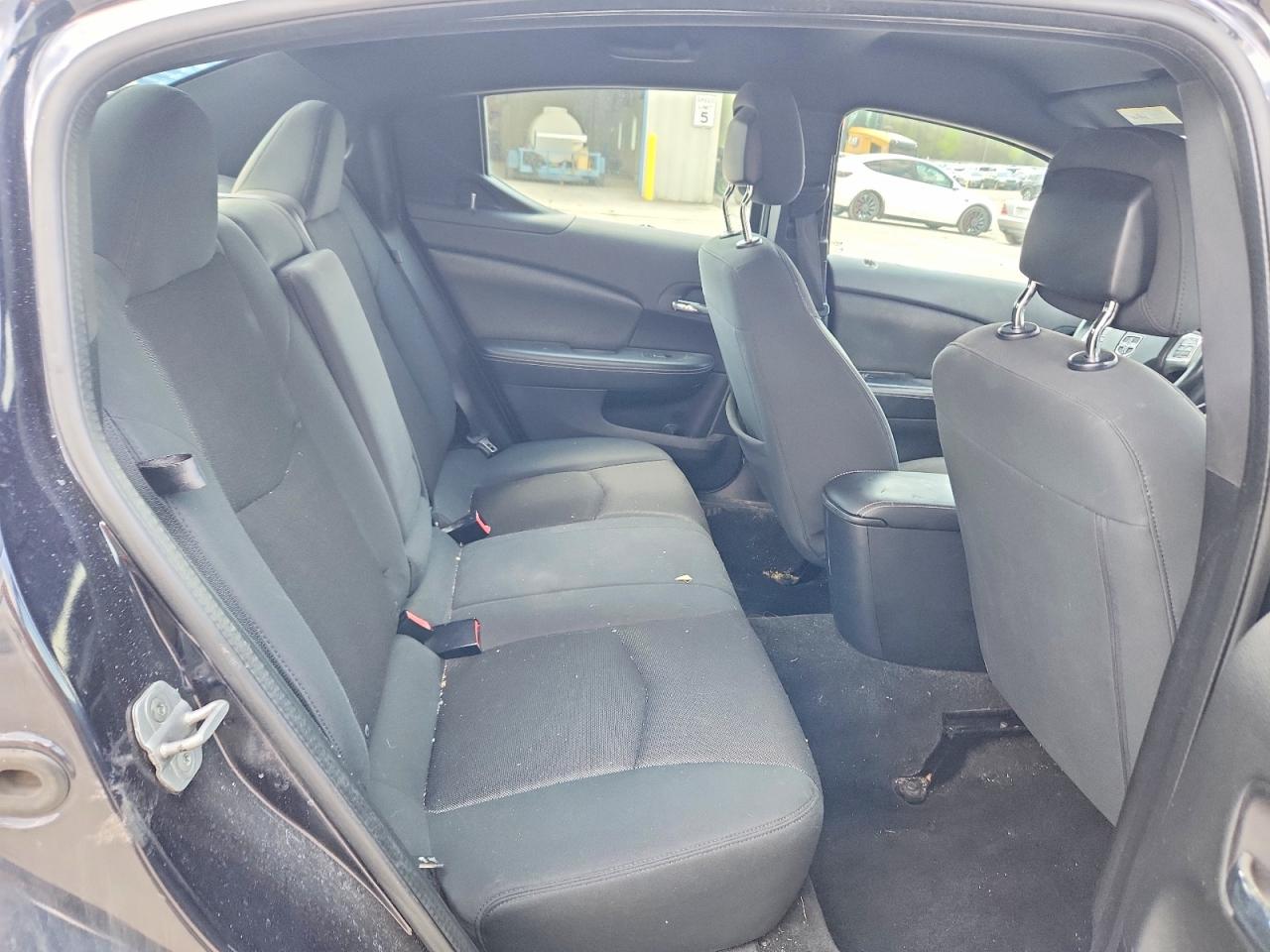 2011 Dodge Avenger VIN 1B3BD1FB3BN537044 photo 10