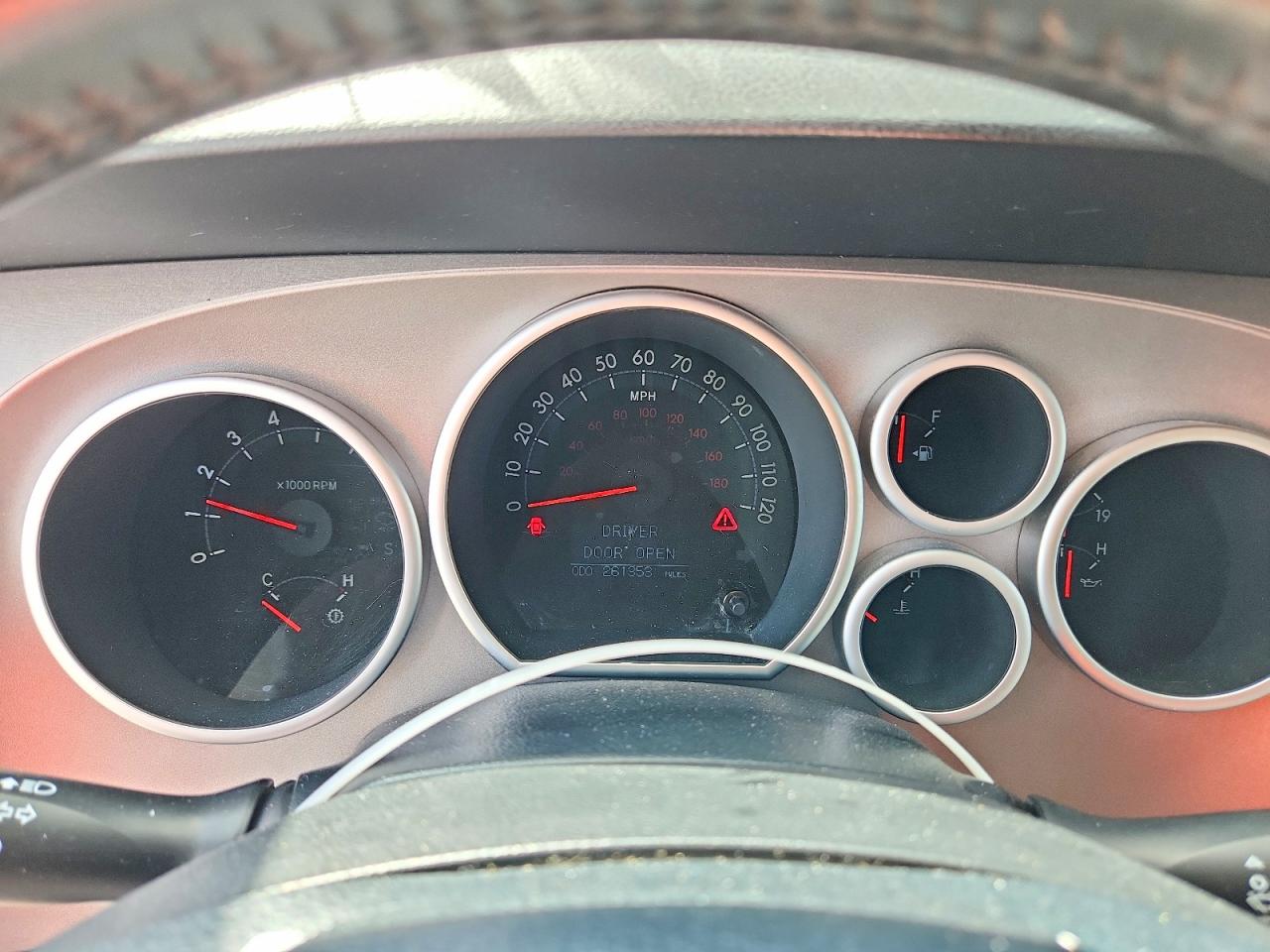 2011 Toyota Sequoia VIN 5TDJW5G1XBS052007 photo 9