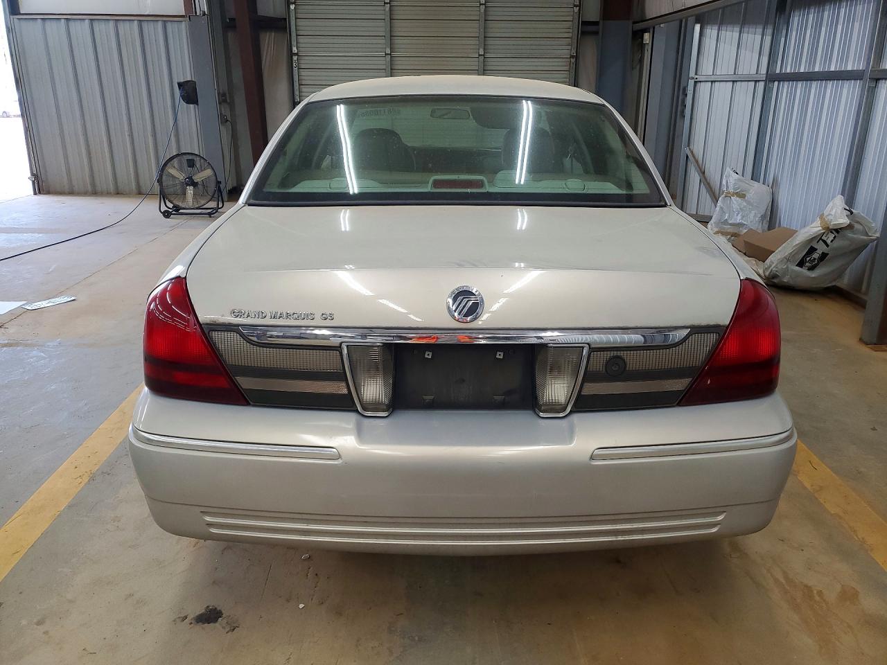 2008 Mercury Grmarquis VIN 2MEFM74VX8X634845 photo 6