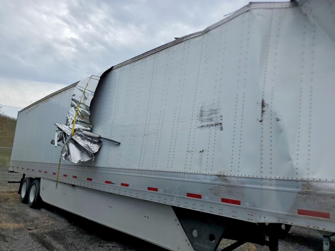 2023 UTILITY Utility tr VIN 1UYVS2537P7889901 photo 10