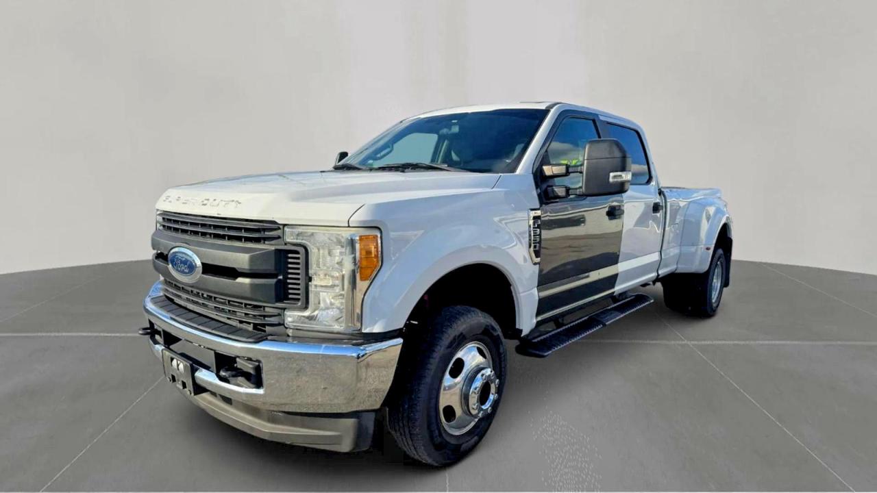 2017 Ford F350 VIN 1FT8W3DT7HED16940 photo 2