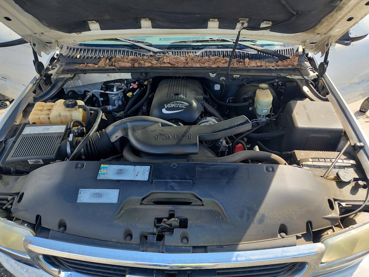 2002 GMC Yukon VIN 1GKEC13Z72R188418 photo 12