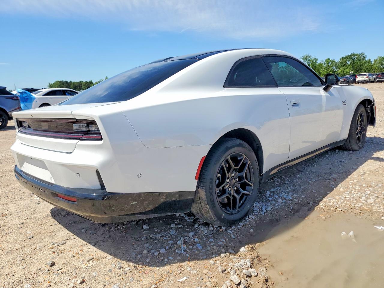 2025 Dodge Charger VIN 2C3CDBCK9SR564396 photo 3