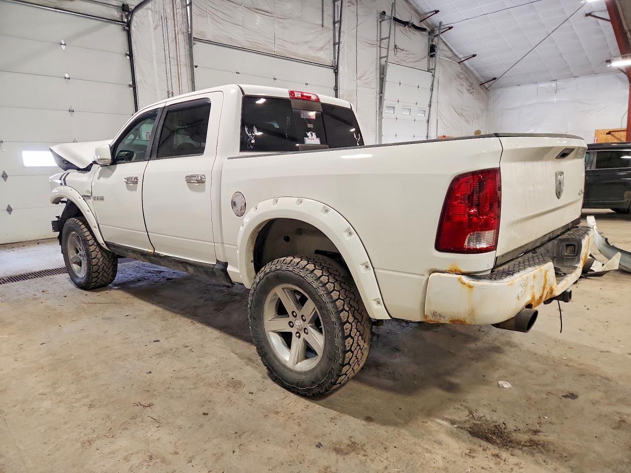 2010 Dodge Ram 1500 VIN 1D7RV1CT5AS182956 photo 2