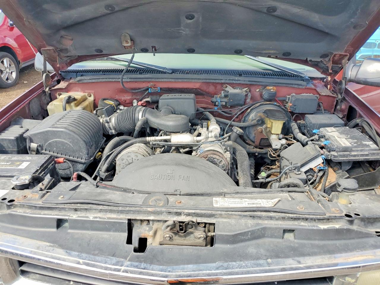 1999 Chevrolet Tahoe VIN 1GNEK13R9XJ341702 photo 11