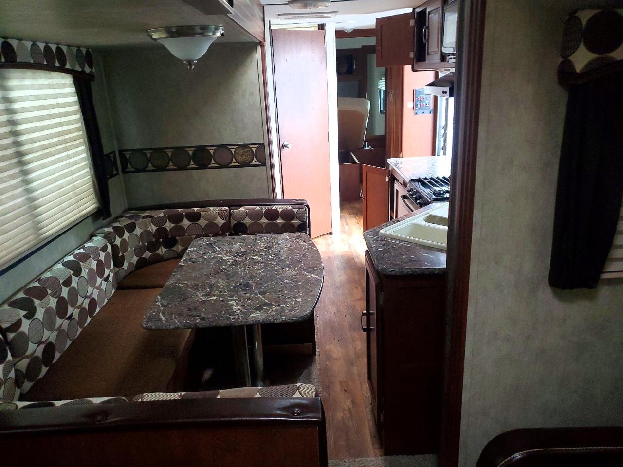 2015 KEYSTONE Passport VIN 4YDT31823FT414636 photo 5