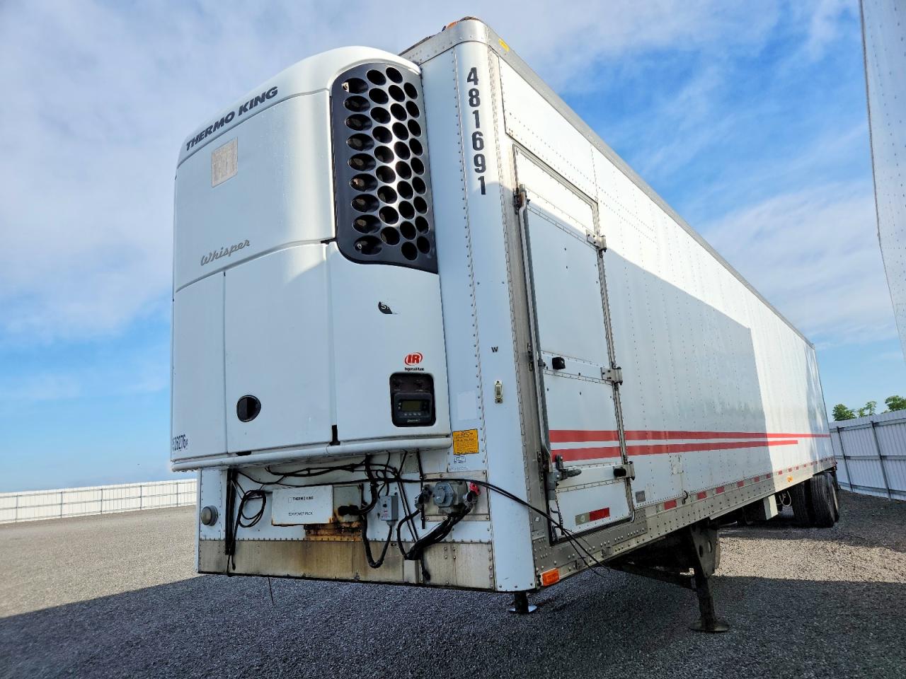 2010 UTILITY All models VIN 1UYVS2487AM833818 photo 2
