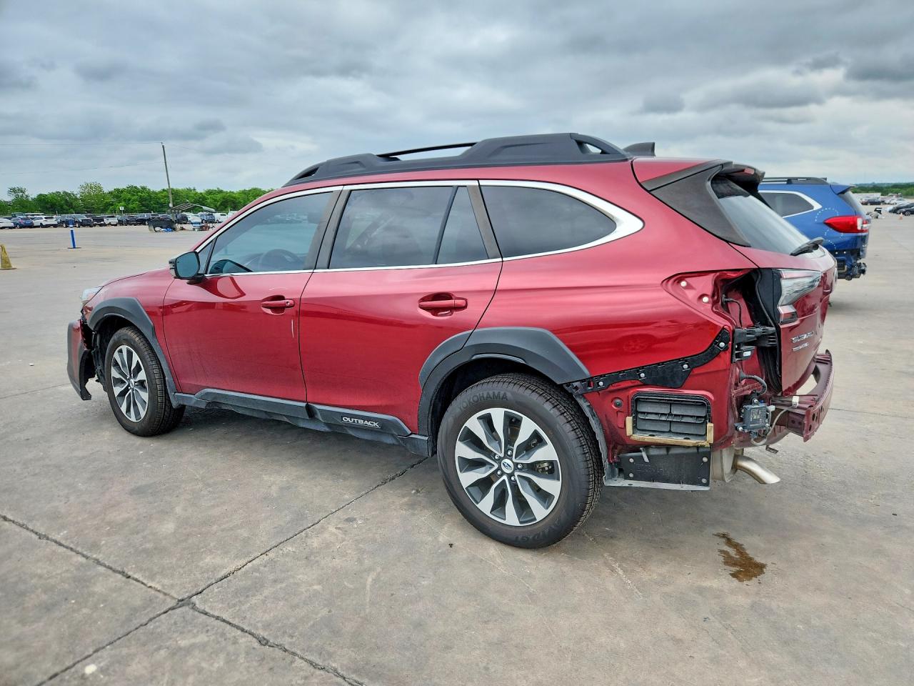 2023 Subaru Outback VIN 4S4BTGNDXP3133518 photo 2