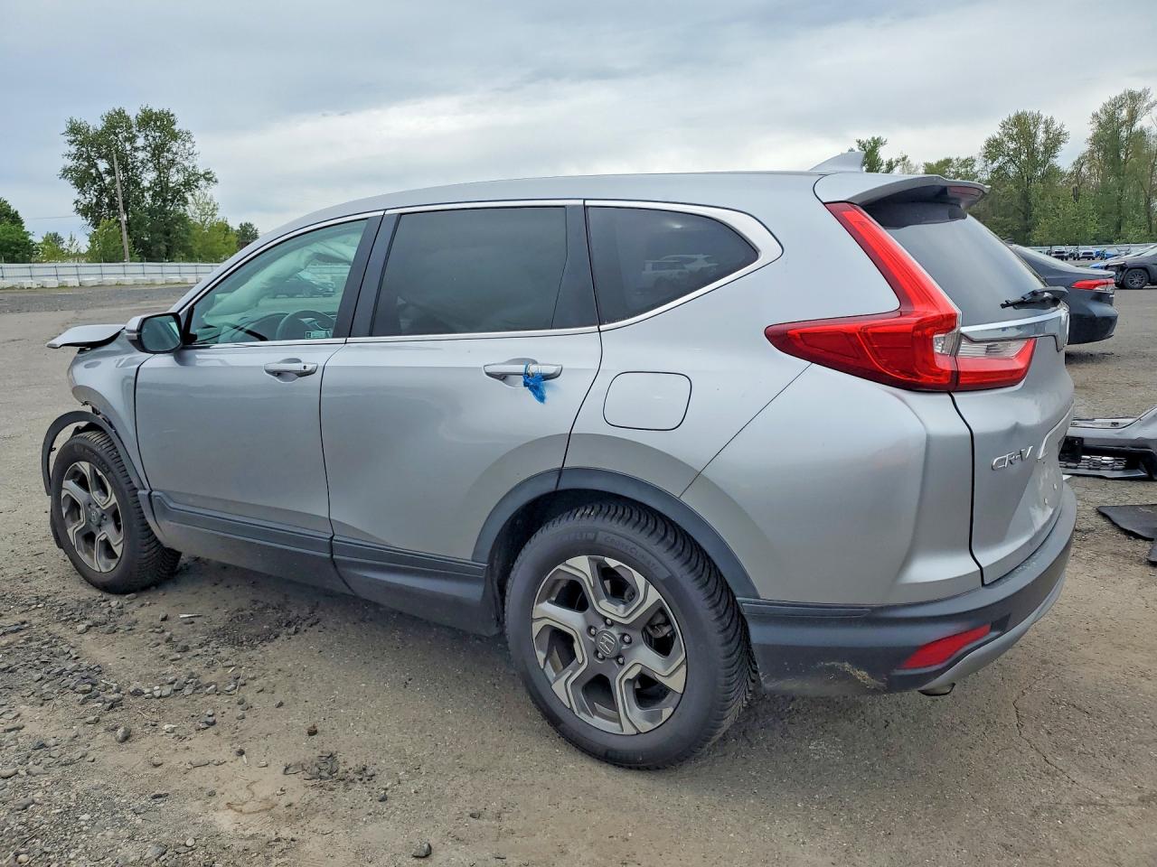 2019 Honda Crv VIN JHLRW2H55KX006679 photo 2