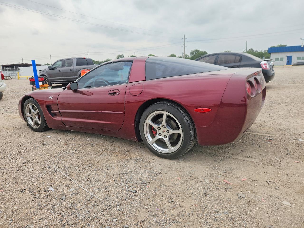 2003 CHEV Corvette VIN 1G1YY22G035132905 photo 2