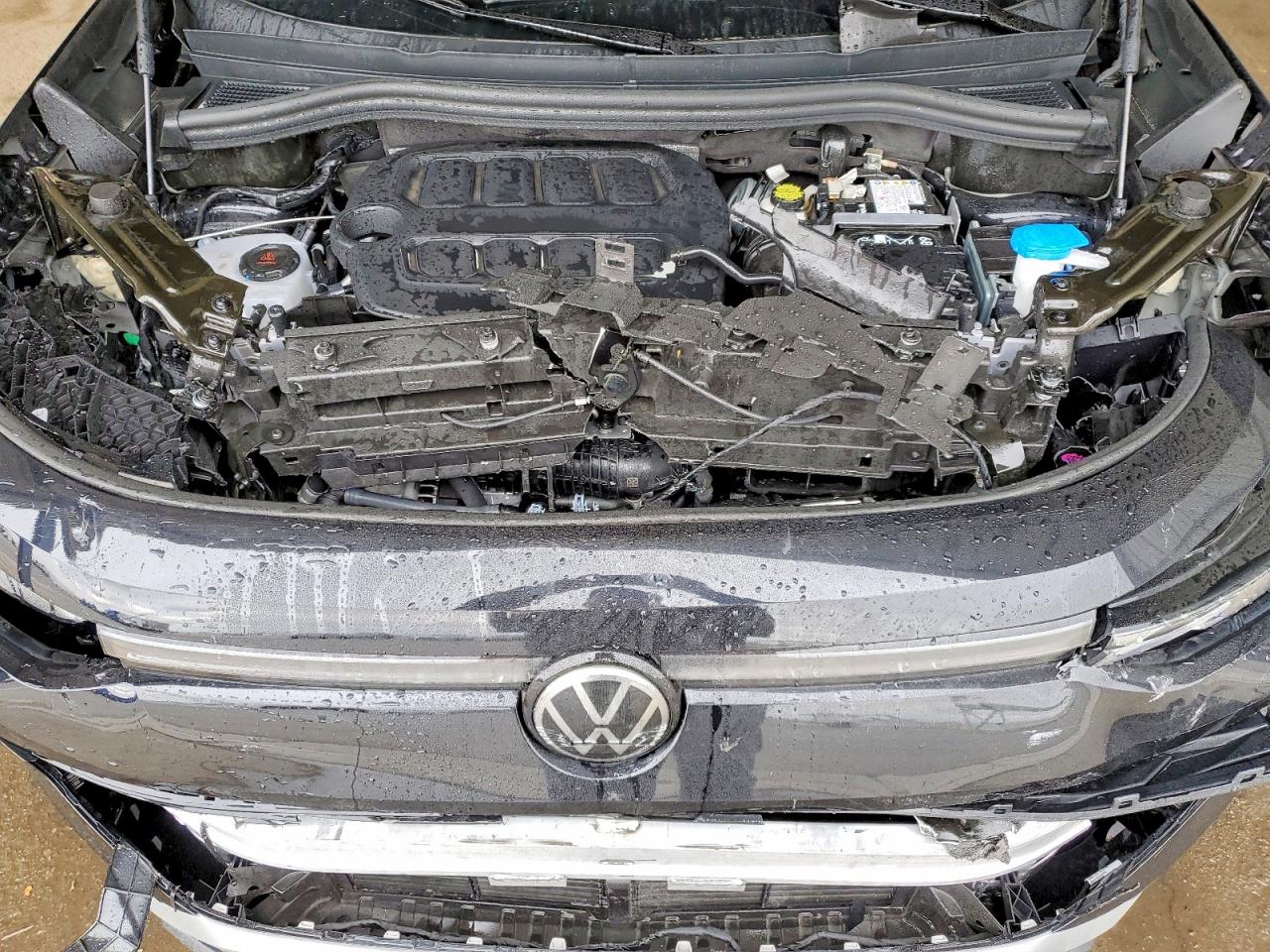 2026 Volkswagen Tiguan VIN 3VVFR7RM7TM079426 photo 12