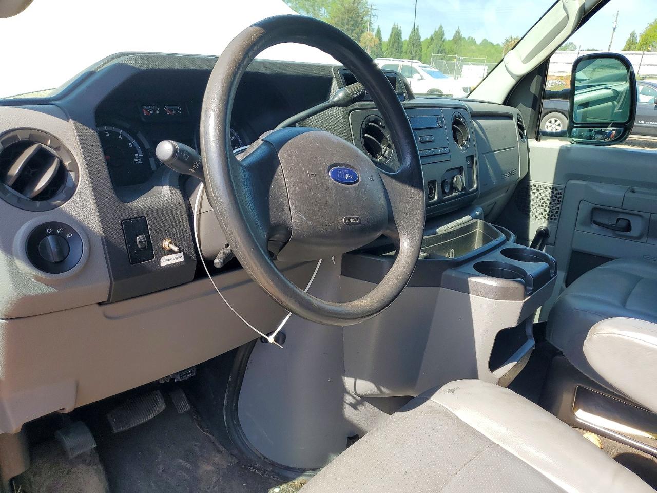 2013 Ford Econoline VIN 1FTNE1EW2DDA77784 photo 8