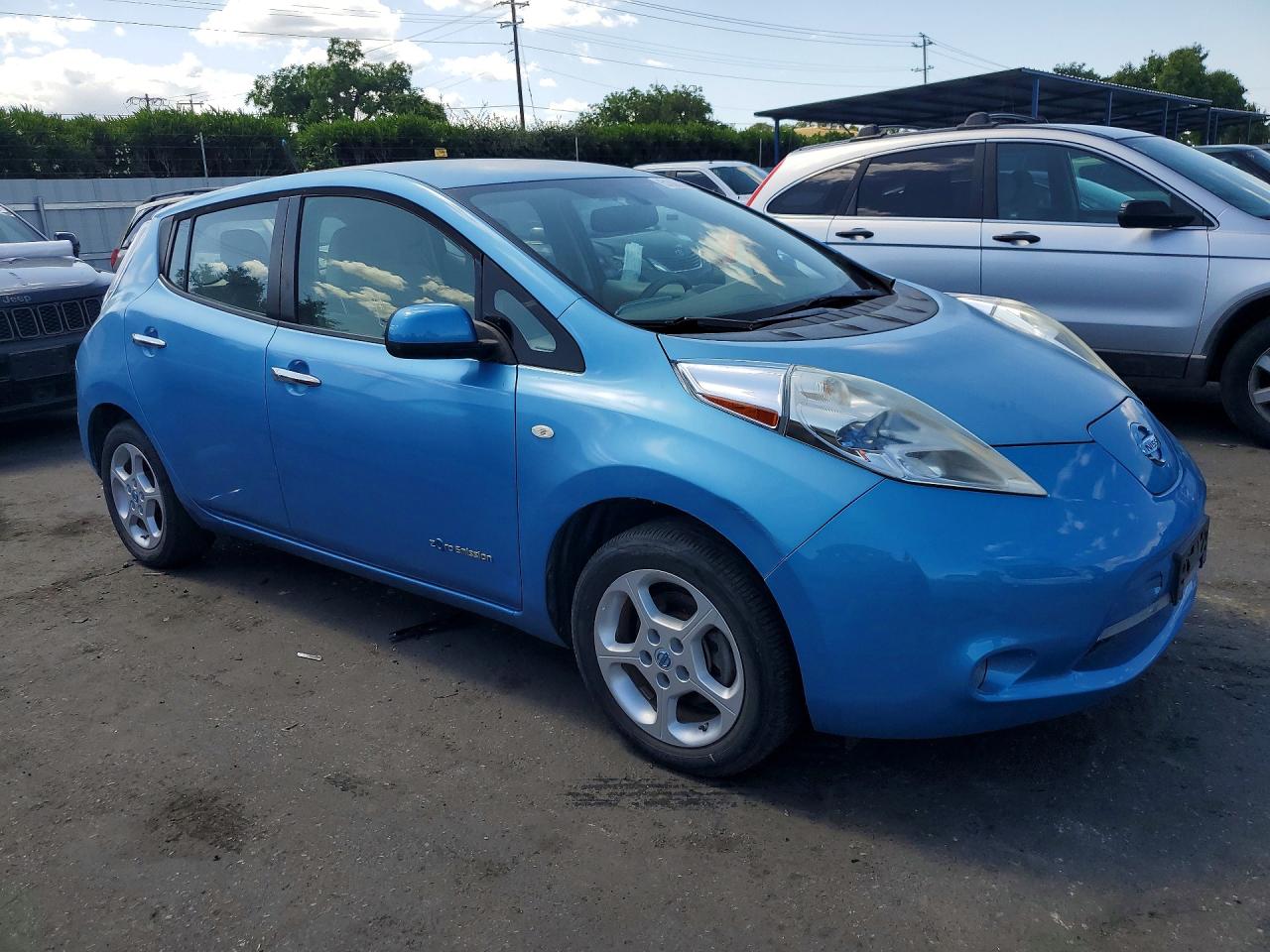 2011 Nissan Leaf VIN JN1AZ0CP5BT000910 photo 4