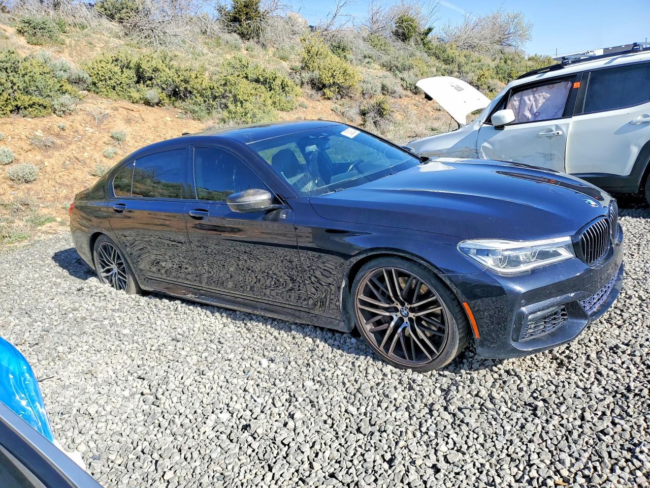 2017 BMW 7 series VIN WBA7F0C33HGM22122 photo 4