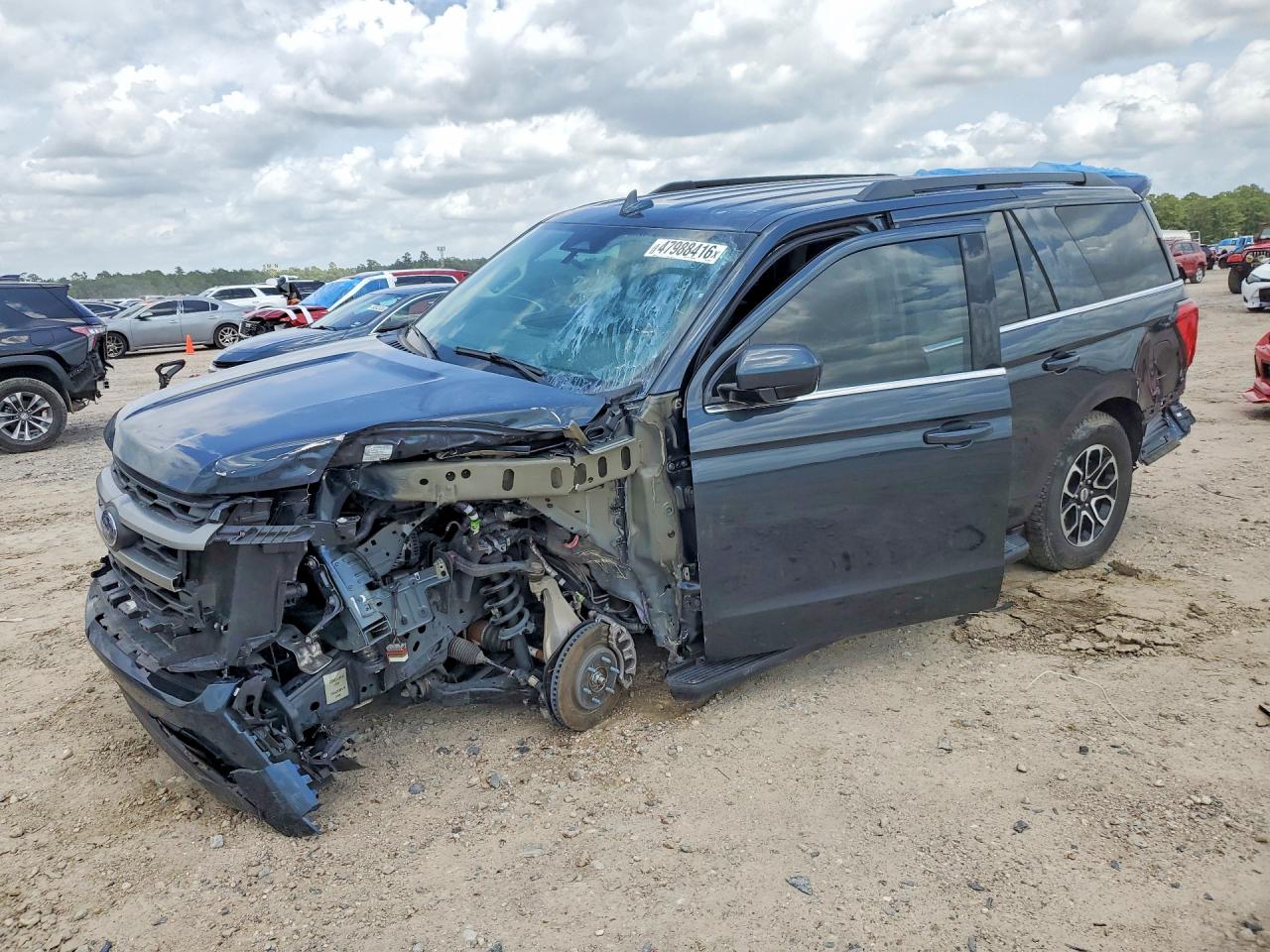 2024 Ford Expedition VIN 1FMJU1J8XREB06163 photo 1