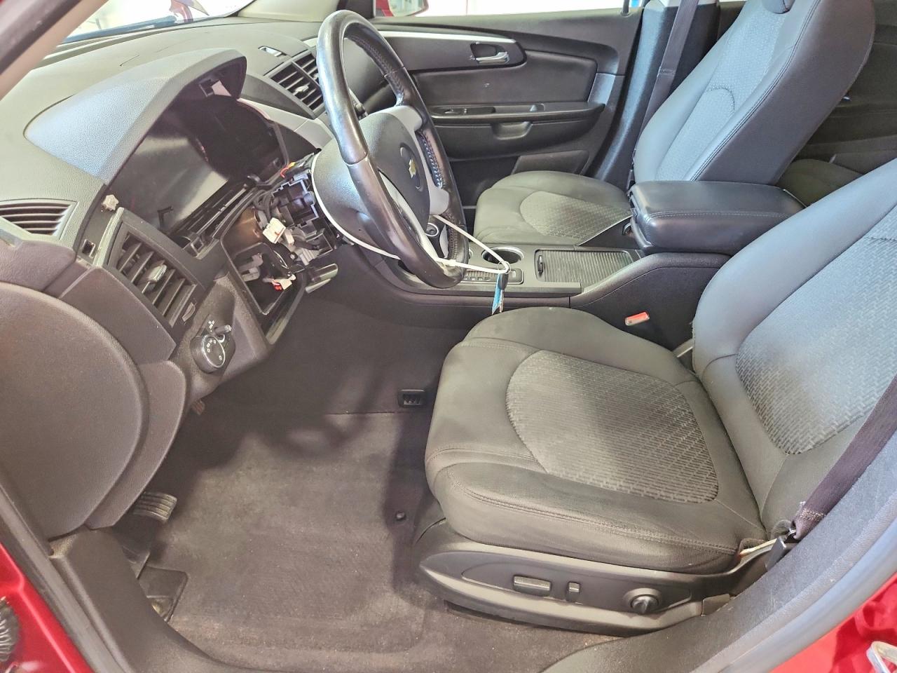 2012 Chevrolet Traverse VIN 1GNKVGED0CJ124824 photo 7