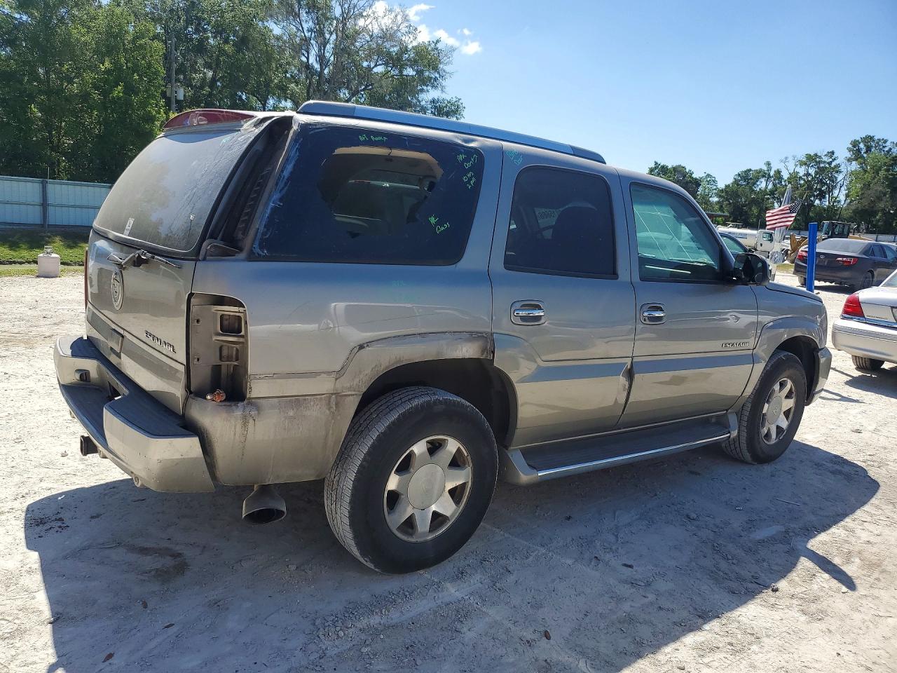 2002 Cadillac Escalade VIN 1GYEK63N62R111221 photo 3