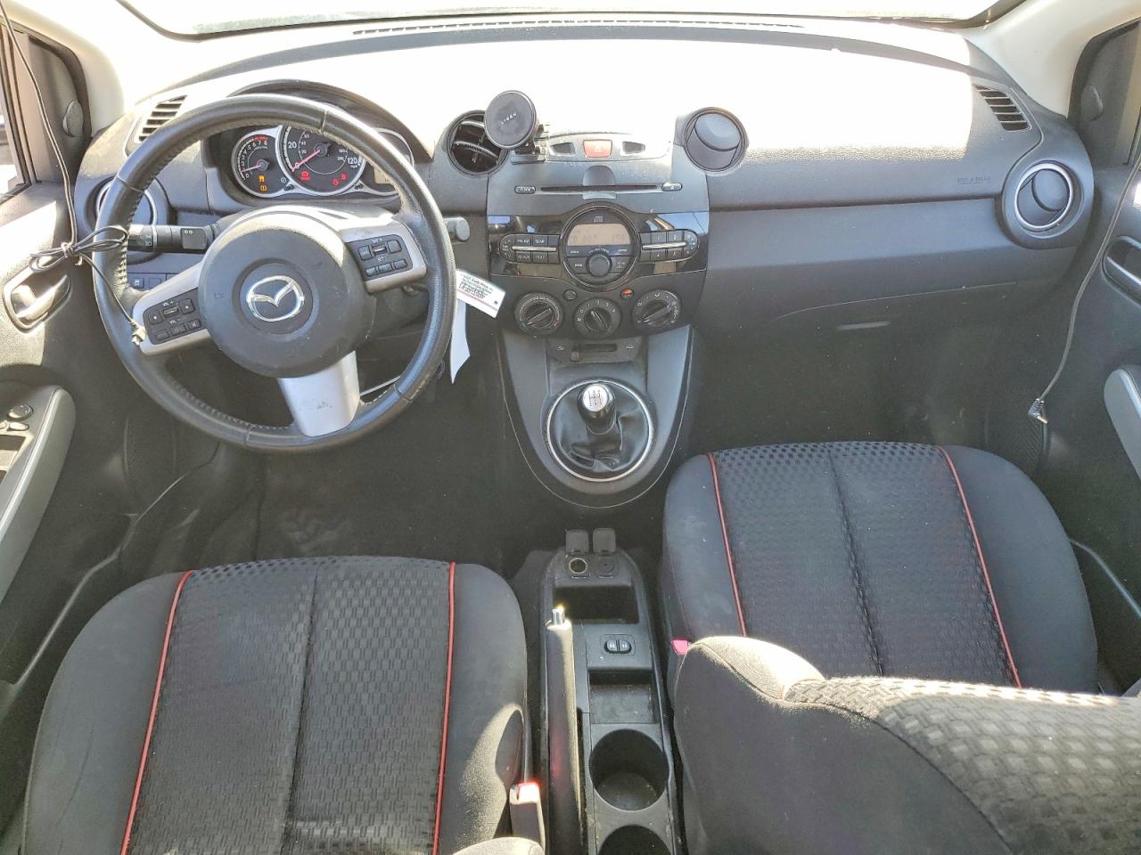 2011 Mazda 2 VIN JM1DE1HZ6B0115636 photo 8