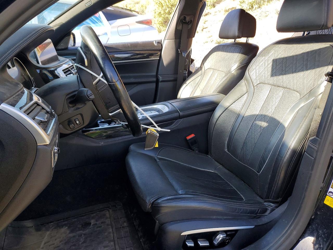 2017 BMW 7 series VIN WBA7F0C33HGM22122 photo 7