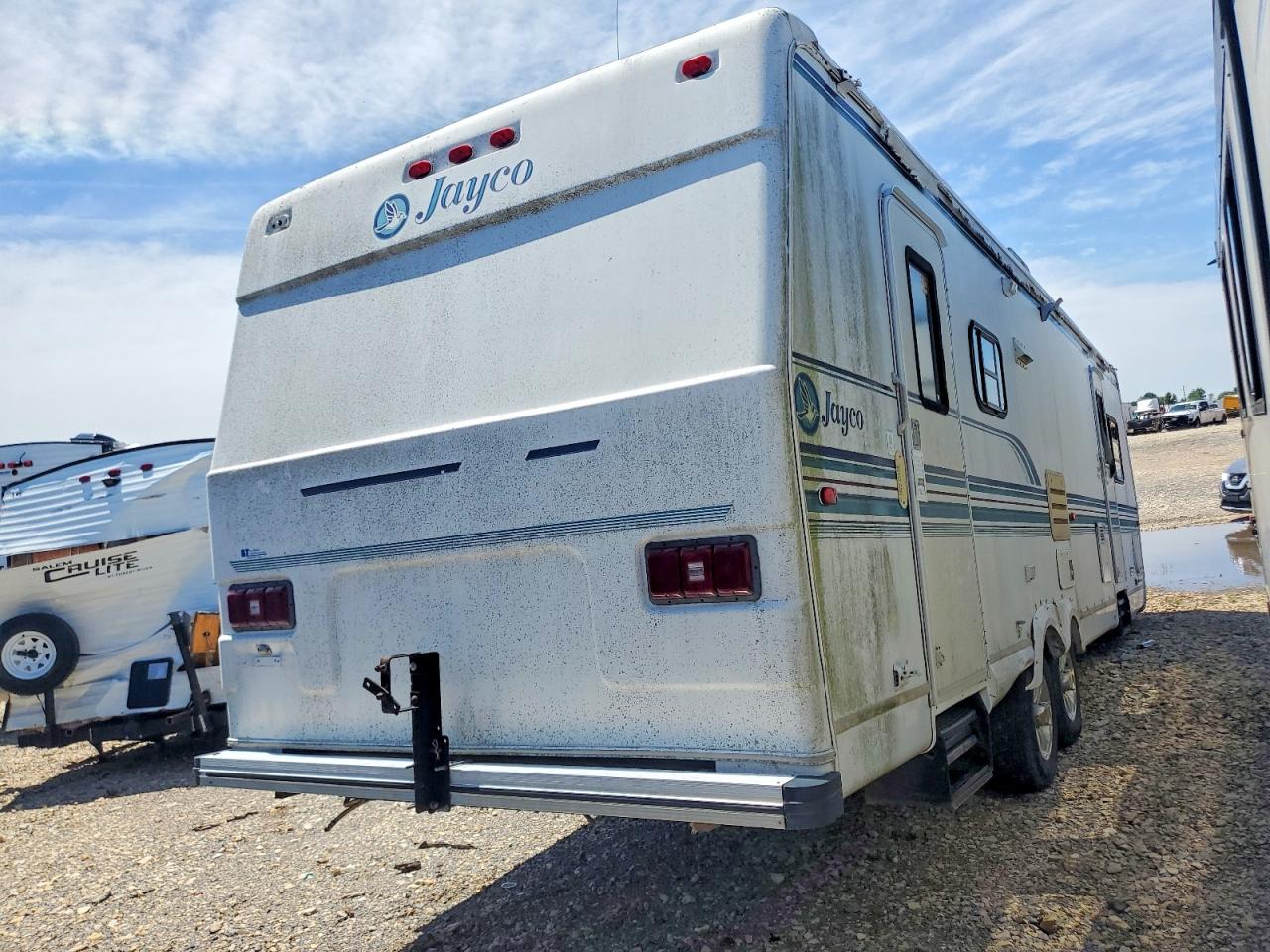1997 JAYCO Unknown VIN 1UJBJ02R2V1SD0055 photo 4