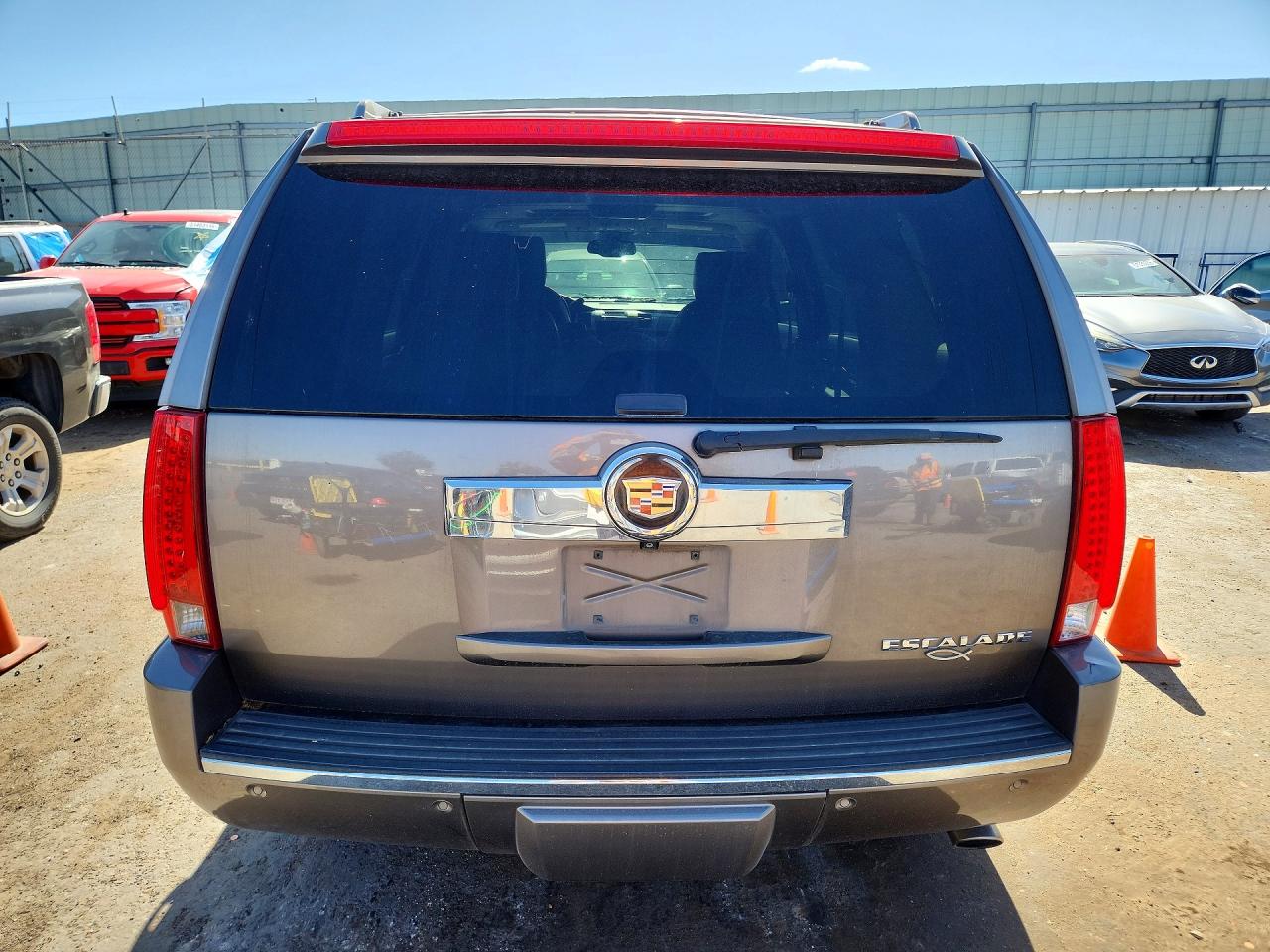 2013 Cadillac Escalade VIN 1GYS4BEF0DR379163 photo 6