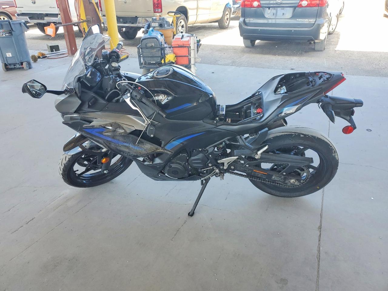 2025 Kawasaki Ex VIN ML5EXGJ11SDA42025 photo 3