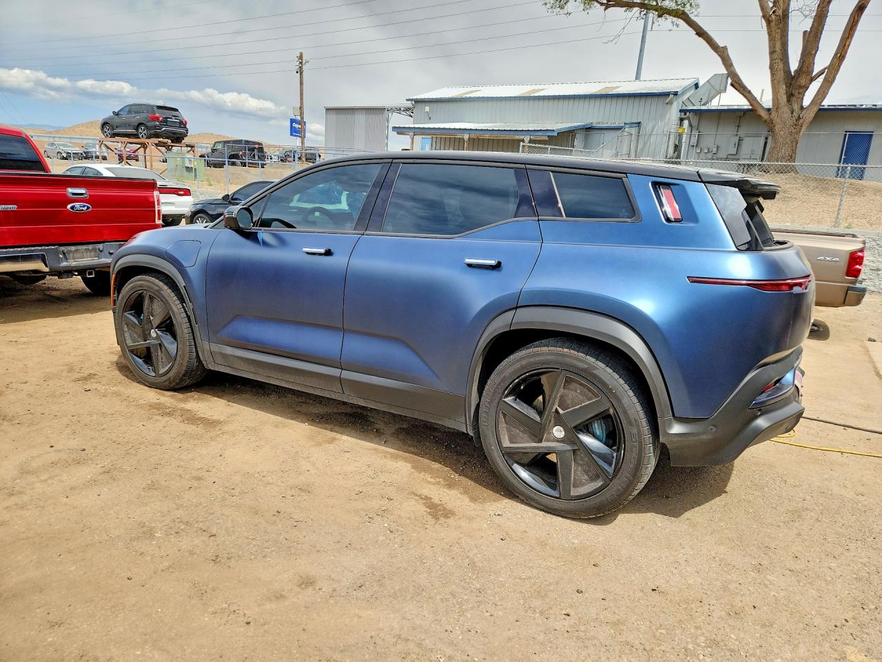 2023 FISKER All other VIN VCF1ZBU29PG004941 photo 2