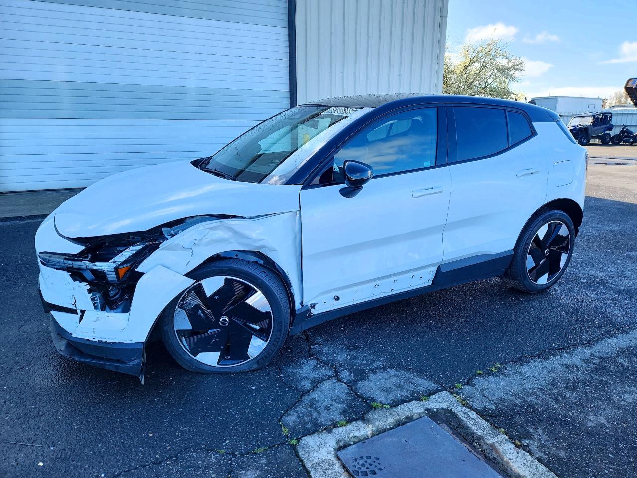 2025 Volvo Ex30 plus VIN YV4EK3ZK6SS154366 photo 1