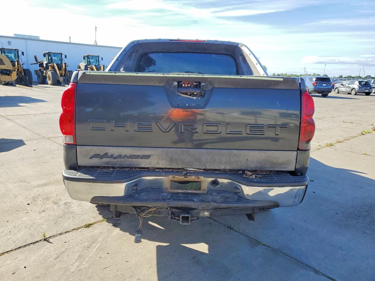 2004 Chevrolet Avalanche VIN 3GNEC12T24G100717 photo 6