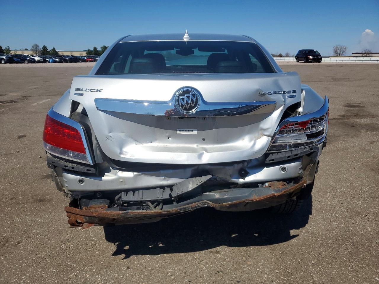 2011 Buick Lacrosse VIN 1G4GD5ED0BF238096 photo 6