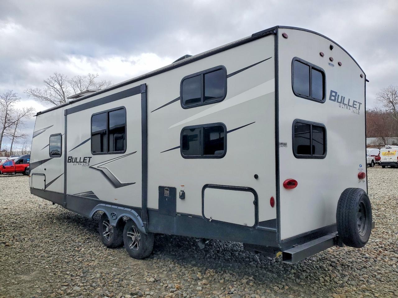 2022 KEYSTONE Bullet VIN 4YDTBLL27NT432691 photo 3