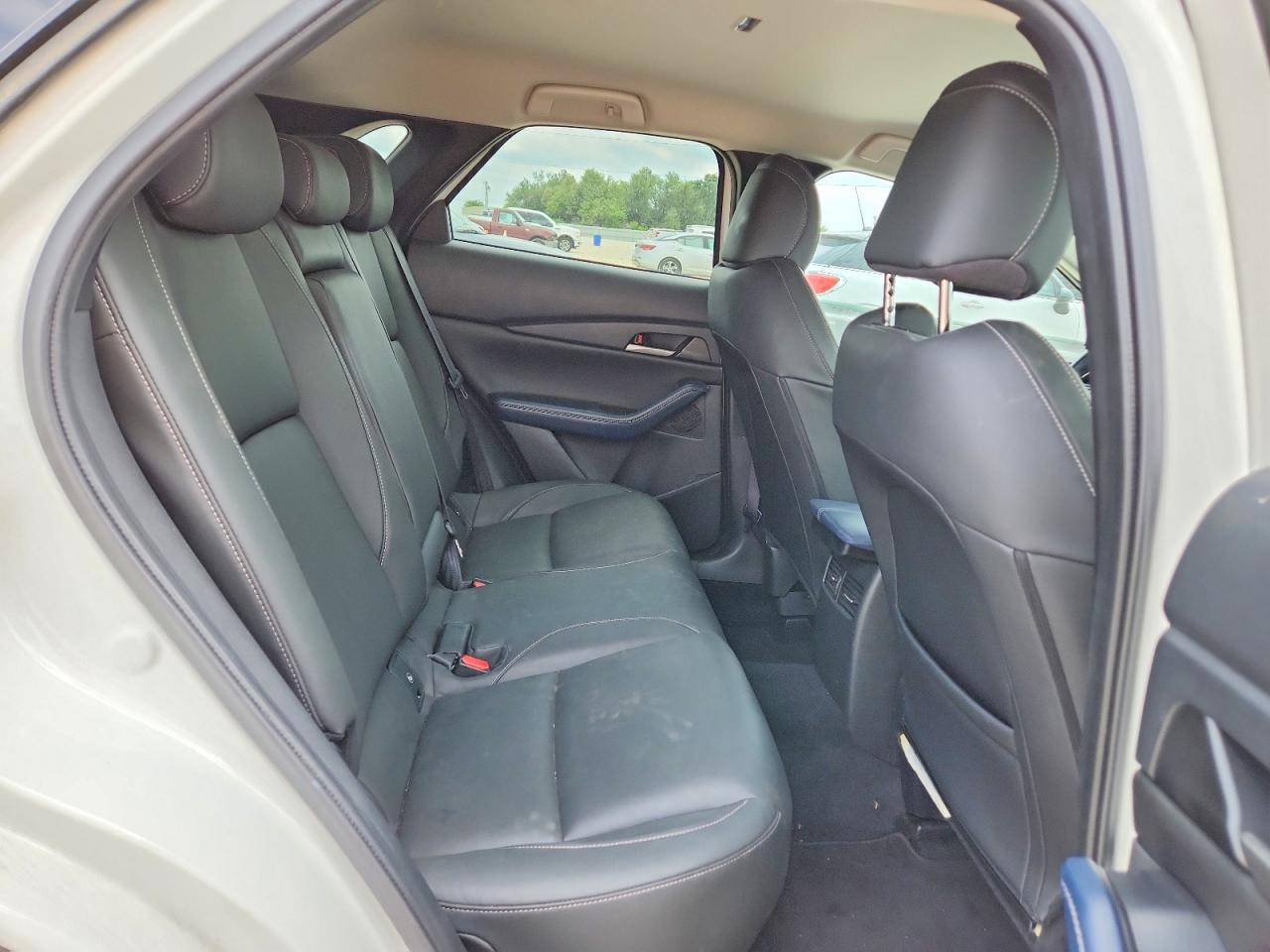 2021 Mazda Cx30 VIN 3MVDMBBL0MM214822 photo 11