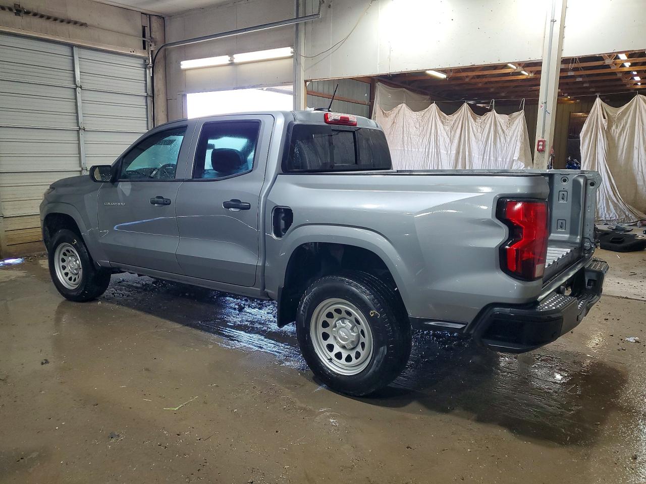 2025 Chevrolet Colorado VIN 1GCPSBEK2S1170615 photo 2