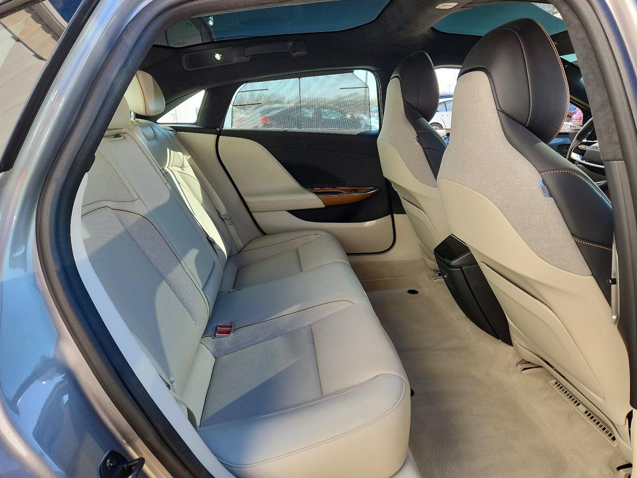 2024 Lucid Air VIN 50EA1TEA5RA002785 photo 10