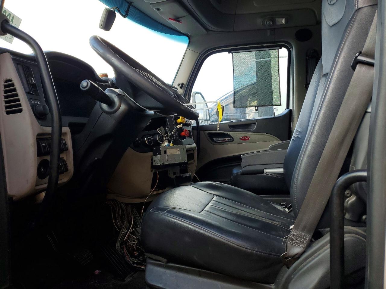 2023 PETERBILT All other VIN 1XPBD49X5PD837199 photo 5