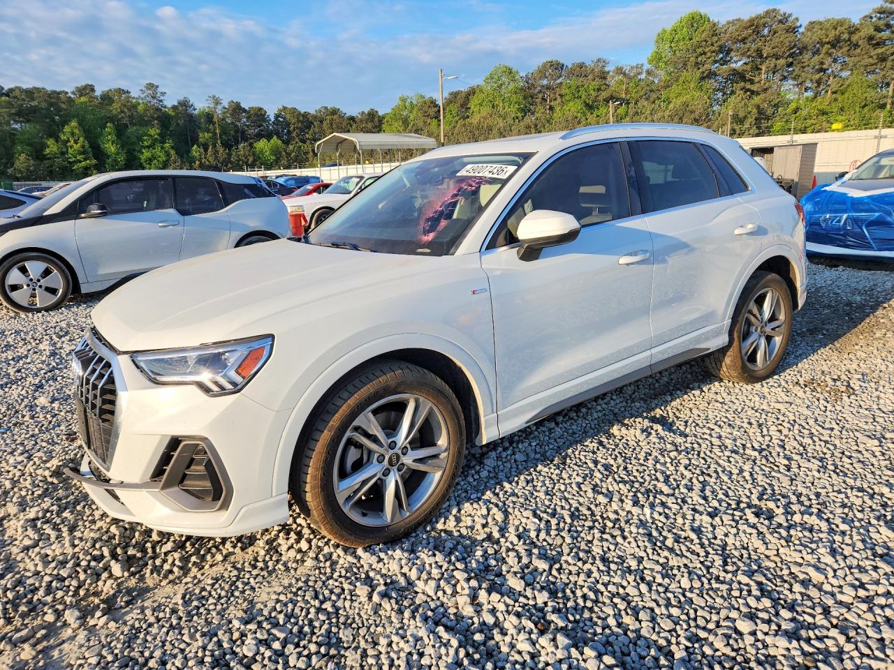 2022 Audi Q3 VIN WA1EECF38N1013844 photo 1