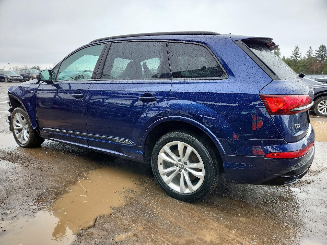 2023 Audi Q7 VIN WA1MXBF71PD019845 photo 2