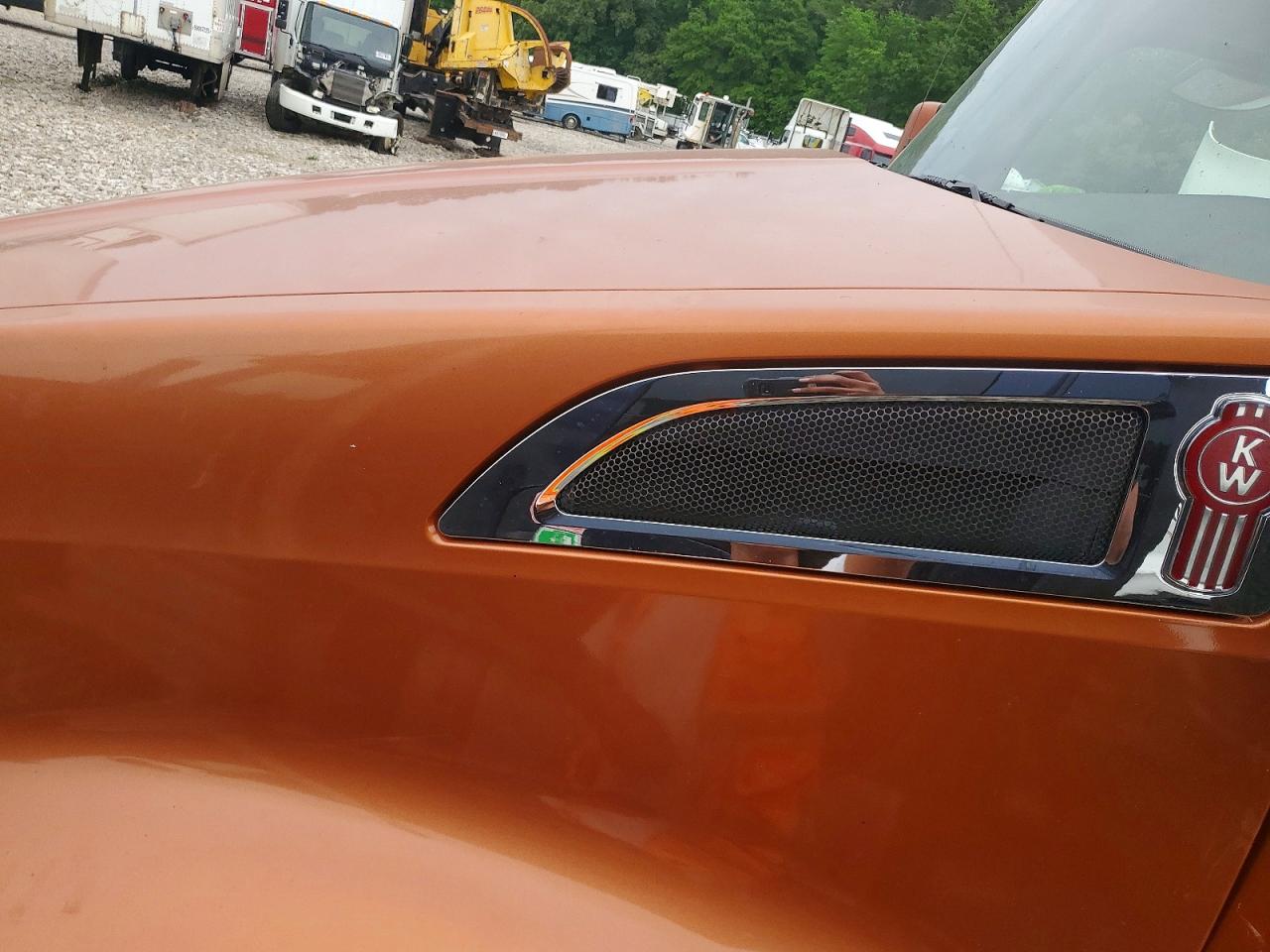 2017 KENWORTH T680 VIN 1XKYD49X8HJ157879 photo 7