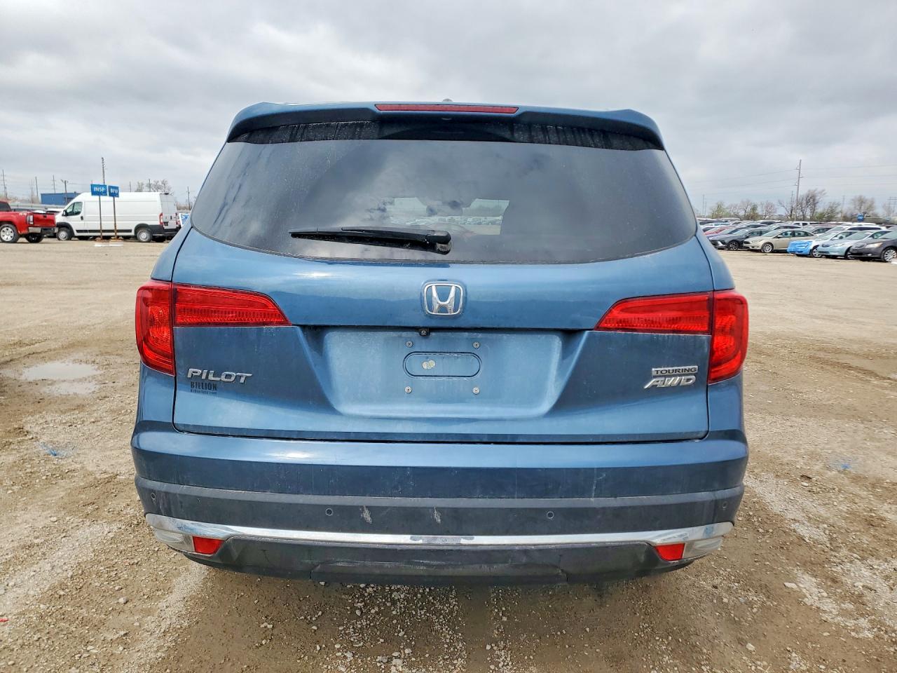 2017 HONDA Pilot VIN 5FNYF6H96HB009595 photo 6