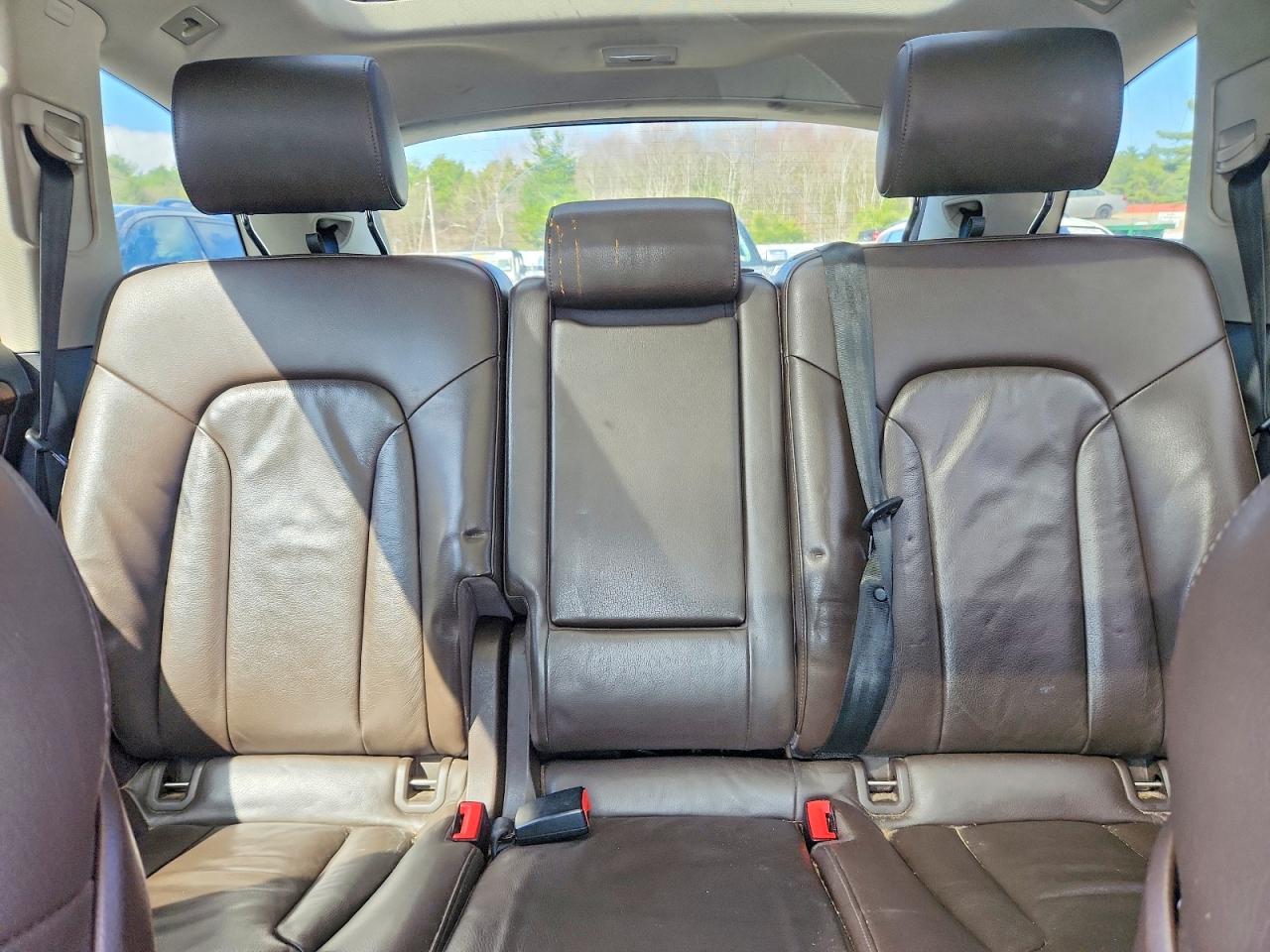 2011 Audi Q7 VIN WA1LGAFE5BD010000 photo 10
