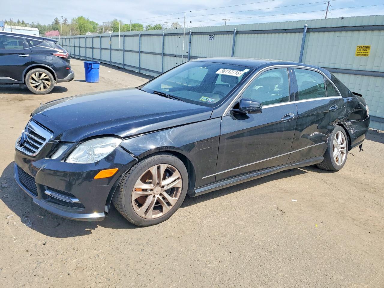 2013 Mercedes-Benz E-class VIN WDDHF8JB8DA733354 photo 1