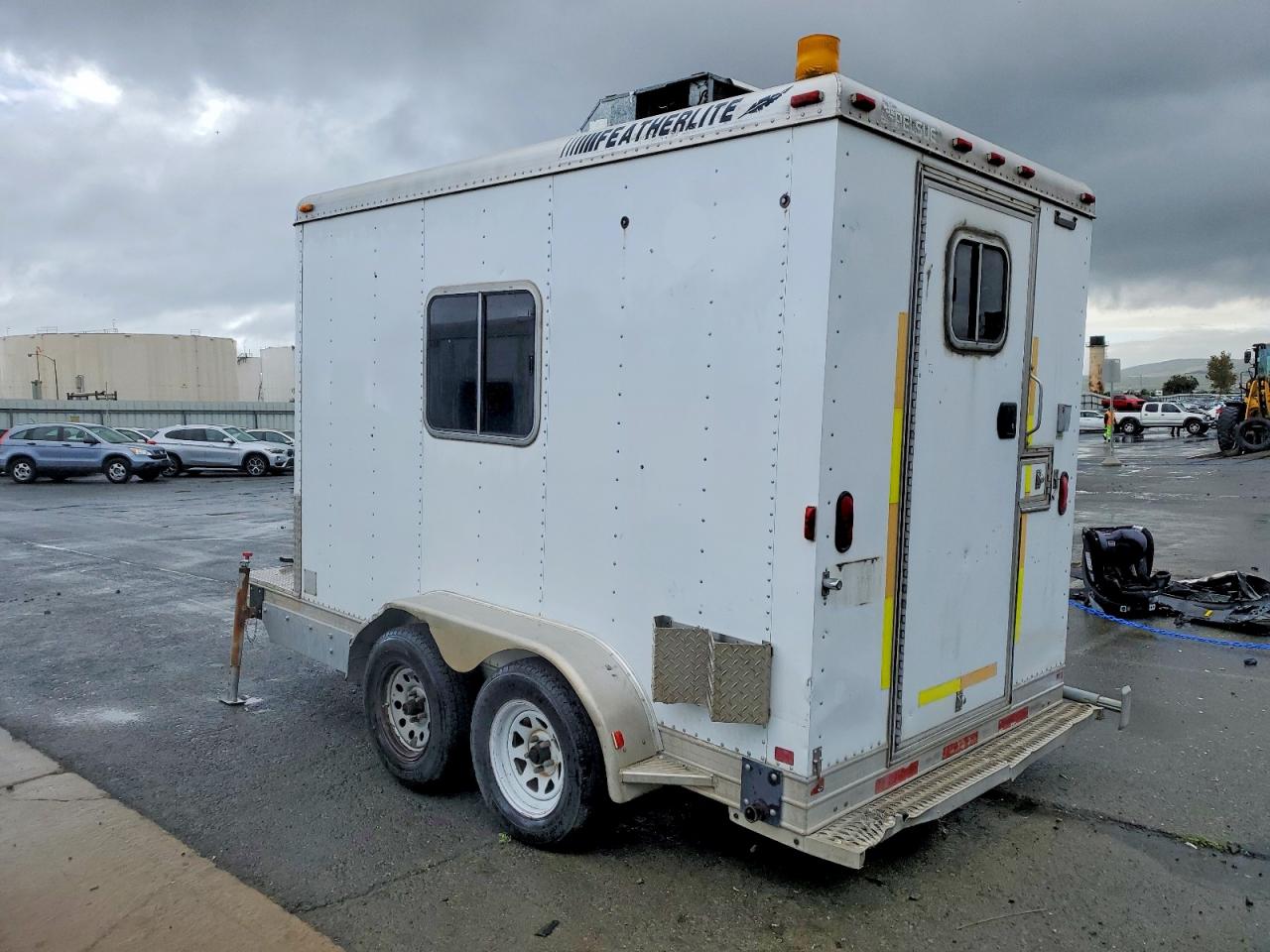 2000 PELSUE FIBER OPTIC SPLICING TRAILER VIN 4FGL01129YC032663 photo 3