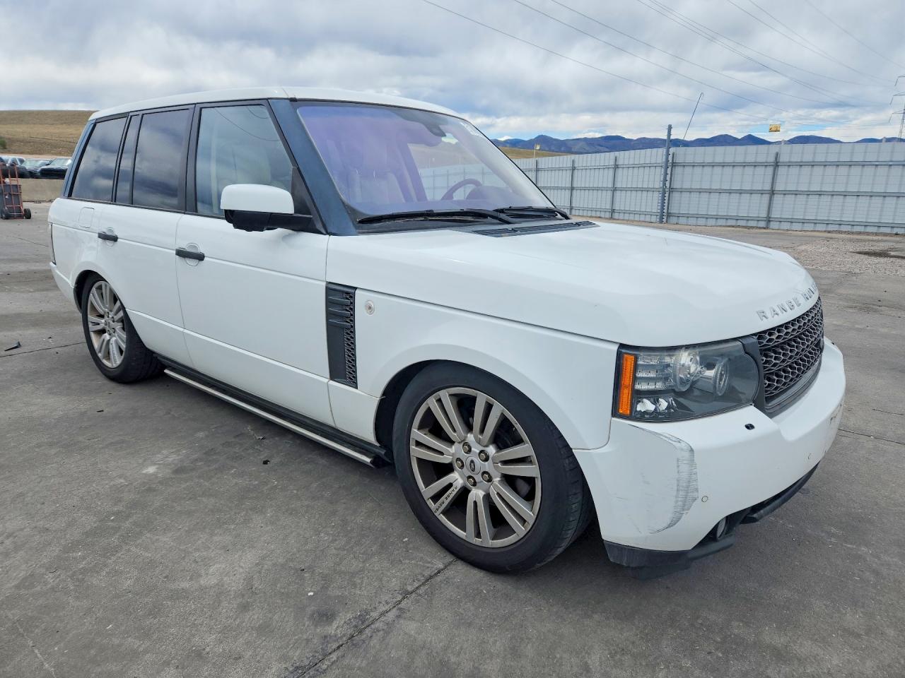 2011 Land Rangerover VIN SALMF1D45BA354332 photo 4