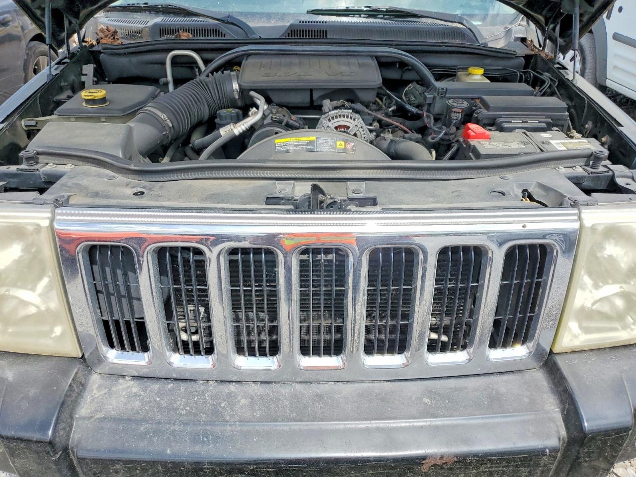 2007 Jeep Commander VIN 1J8HH48KX7C511757 photo 12