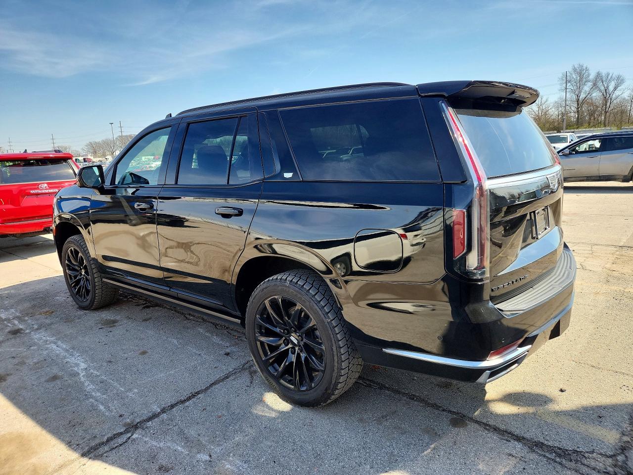 2023 Cadillac Escalade VIN 1GYS4FKLXPR131637 photo 2